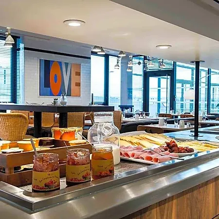 Kopster Lyon Groupama Stadium Hotel Décines-Charpieu