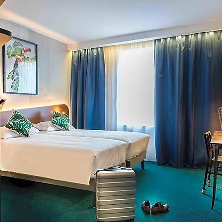 Kopster Lyon Groupama Stadium Hotel Décines-Charpieu